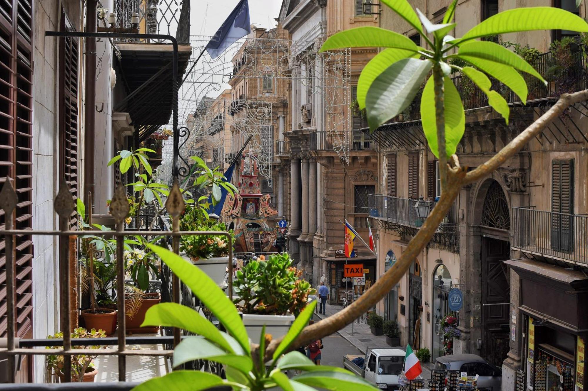 شقة Iflat Palazzo Ragusi باليرمو المظهر الخارجي الصورة